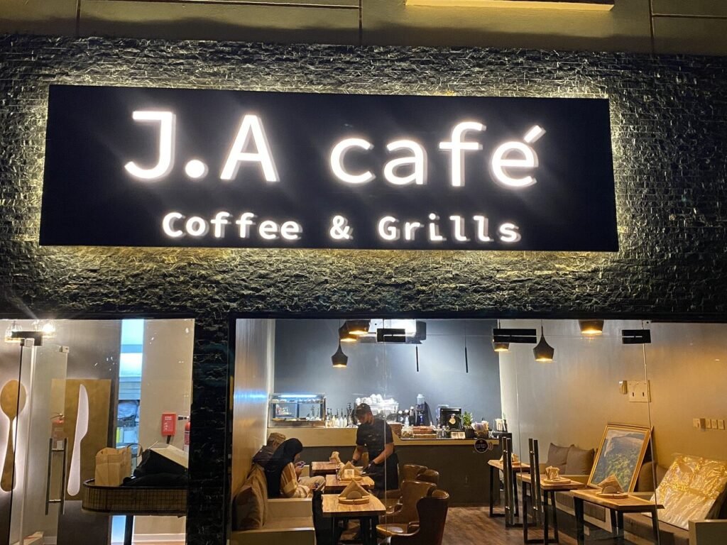 Al Jabal Café
