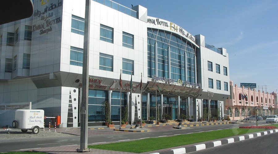 Ewan Jarat Al Qamar Hotel