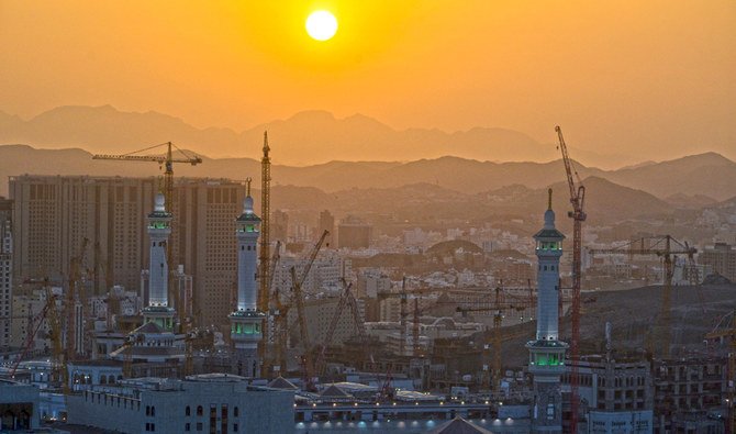 Quaiqian Mountain (Jabal Hindi)